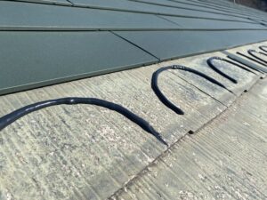 長野県　屋根　塗装工事　改修工事　重ね張り　シーガード