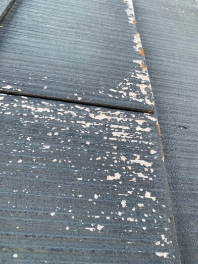 屋根材の塗膜の剥離